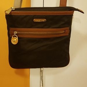 Michael Kors adjustable strap crossbody/shoulder b